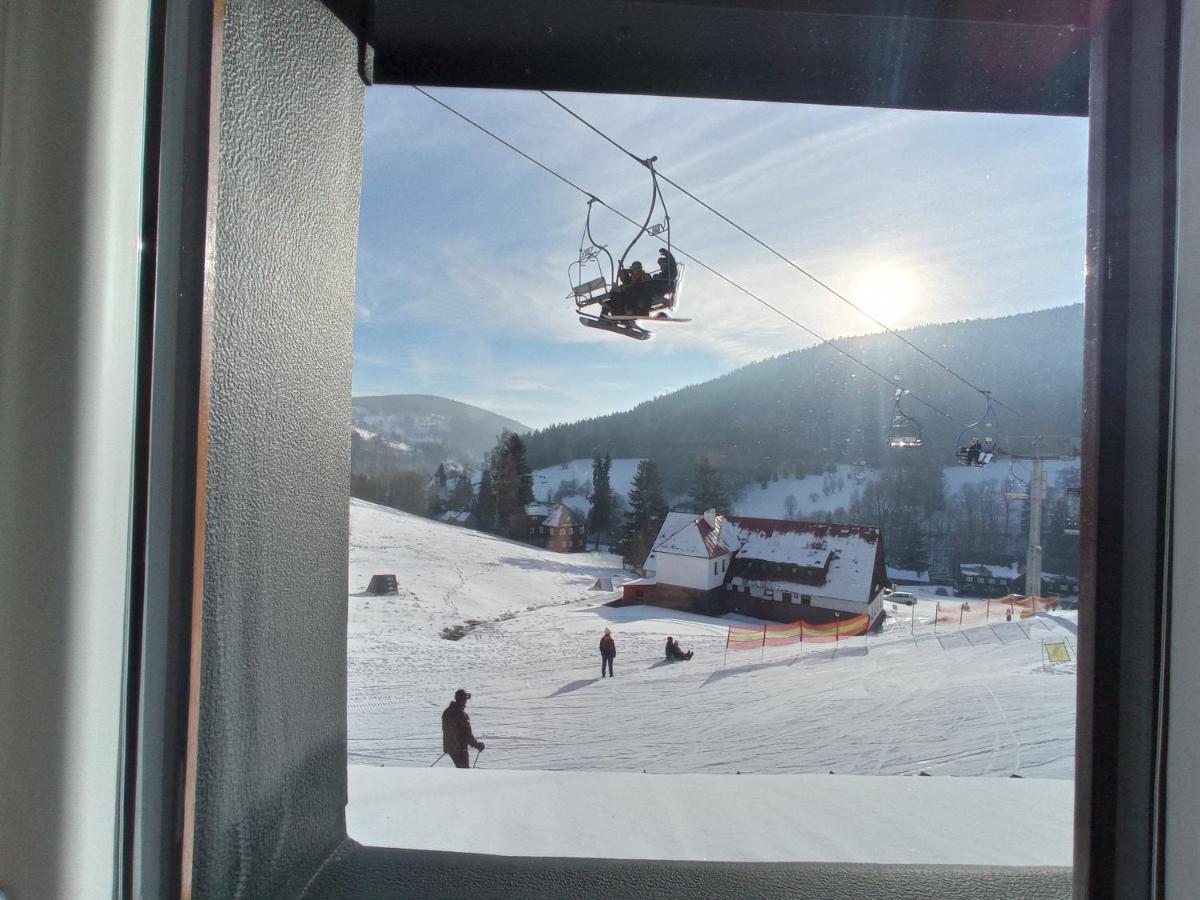 Ski Apartmany Nymburska Chata Pec pod Snezkou Bagian luar foto