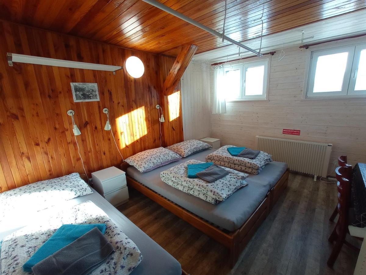 Ski Apartmany Nymburska Chata Pec pod Snezkou Bagian luar foto